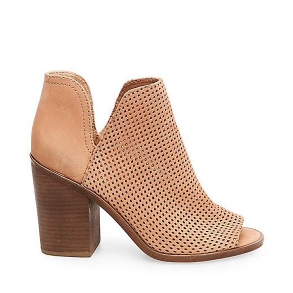 Steve Madden Shoes - Steve Madden Bootie